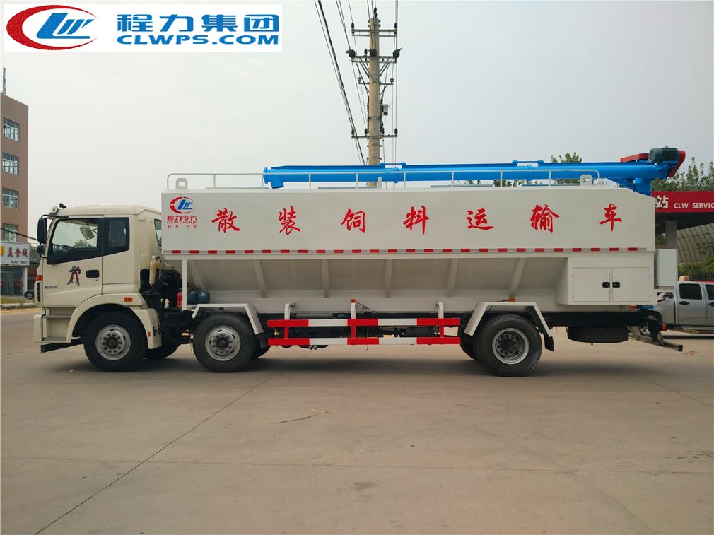 福田歐曼30方飼料運(yùn)輸車